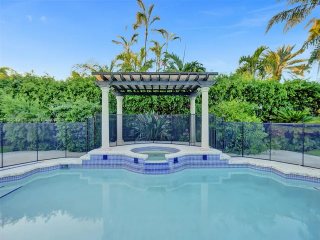 $2,950 | 12401 Southwest 77th Street, Unit 12401, Miami, FL 33183