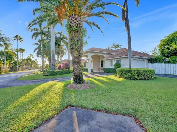 $10,750 | 12401 Southwest 77th Street, Unit 12401, Miami, FL 33183