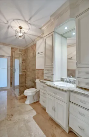 $10,750 | 12401 Southwest 77th Street, Unit 12401, Miami, FL 33183