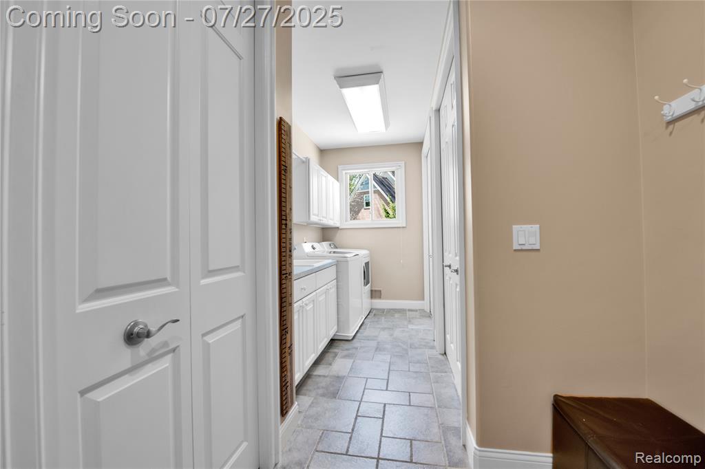 736 Inverness Highland, MI 48357 - Photo 31 of 62 Gallery Image 31