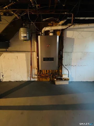 $439,000 | 2672 Broadbridge Avenue, Stratford, CT 06614