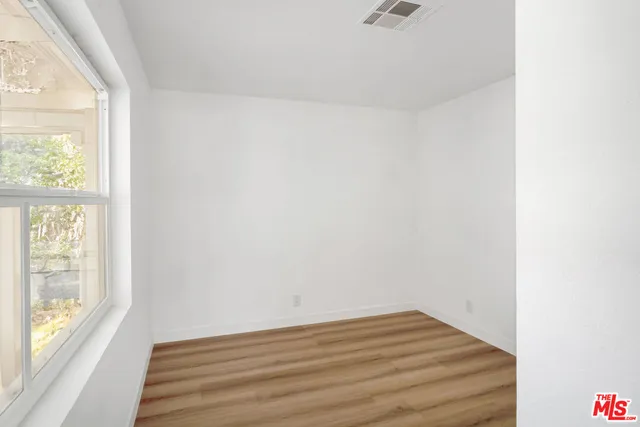 $2,200 | 15376 Washoan Road, Apple Valley, CA 92307