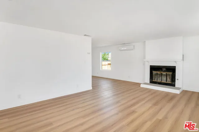 $2,200 | 15376 Washoan Road, Apple Valley, CA 92307