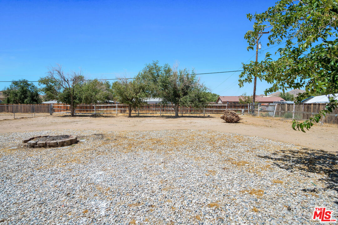 15376 Washoan Road Apple Valley, CA 92307 - Photo 37 of 40 a view of outdoor space with patio