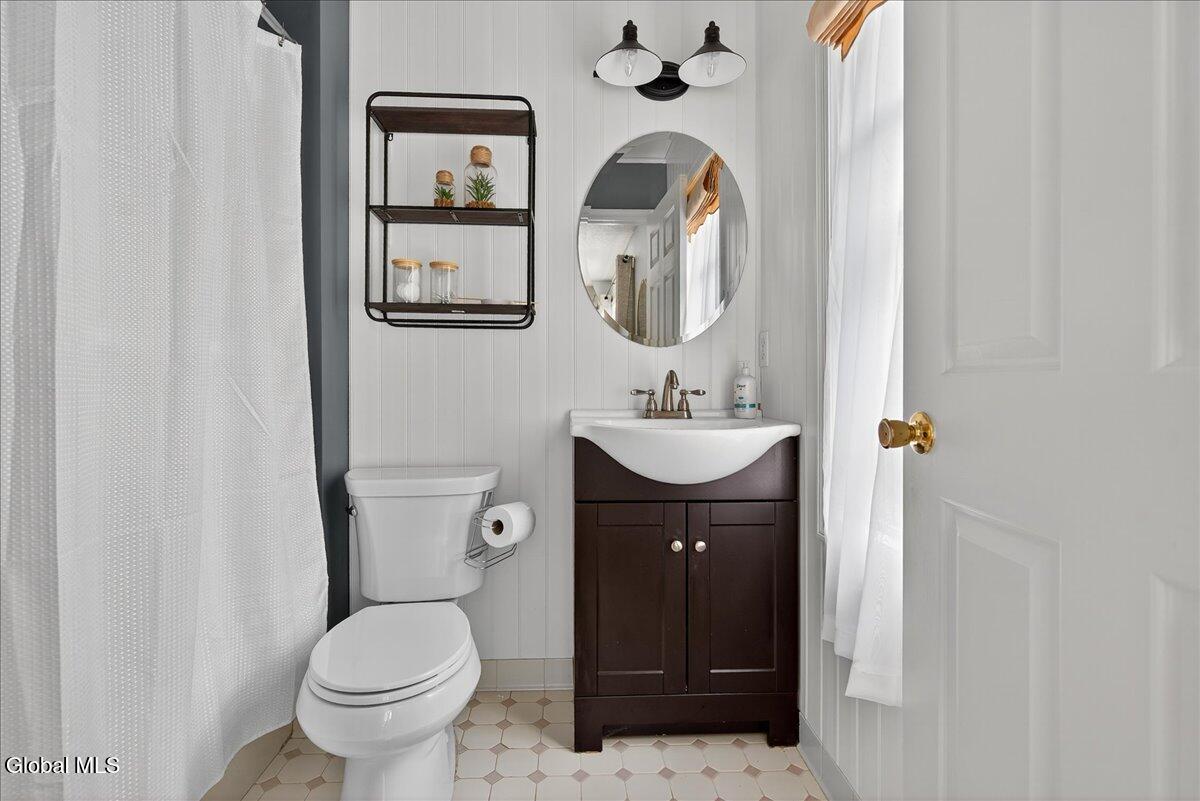 22 Lakeview Road Saratoga Springs, NY 12866 - Photo 21 of 43 09-22 LAKEVIEW_-22