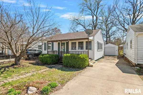 $89,900 | 2352 East Keys Avenue, Springfield, IL 62702