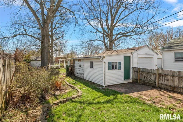 $89,900 | 2352 East Keys Avenue, Springfield, IL 62702