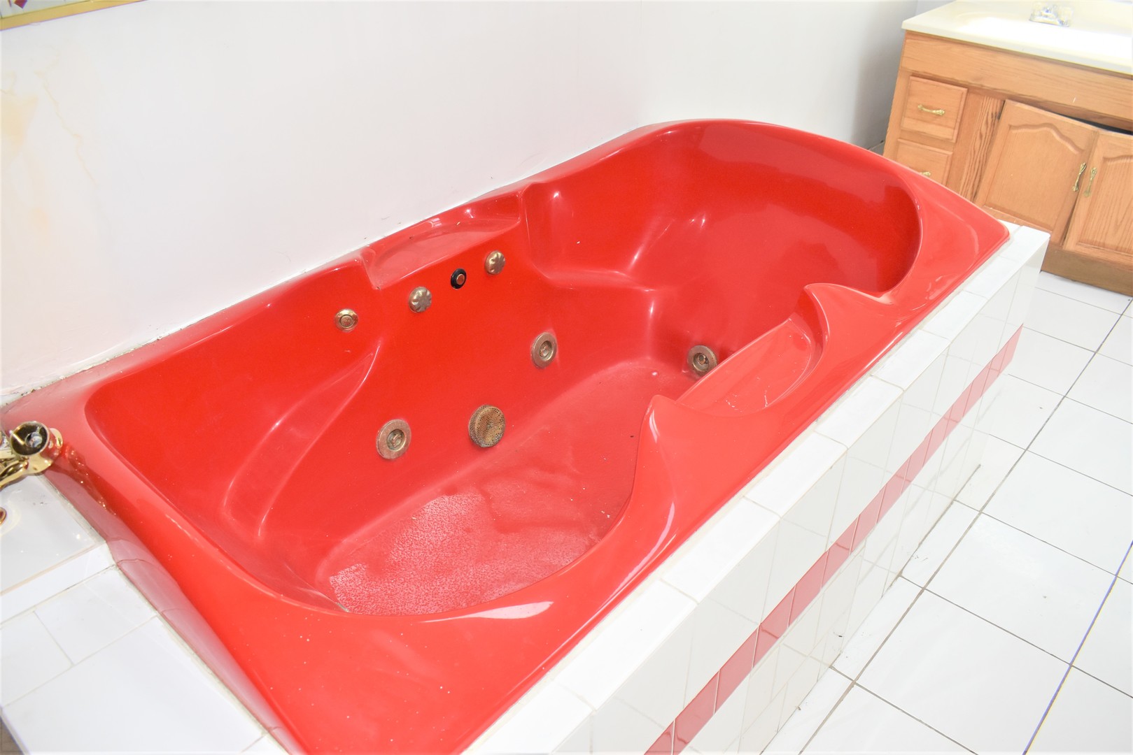 3824 Sunset Avenue Markham, IL 60428 - Photo 19 of 24 a view of a room with a small space