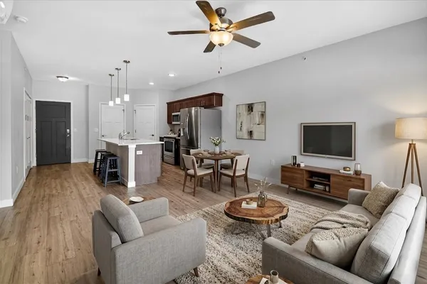 $224,900 | 1501 North Windsor Avenue, Unit 203, Cottage Grove, WI 53527
