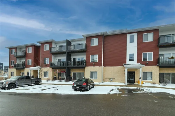 $234,900 | 1501 North Windsor Avenue, Unit 203, Cottage Grove, WI 53527