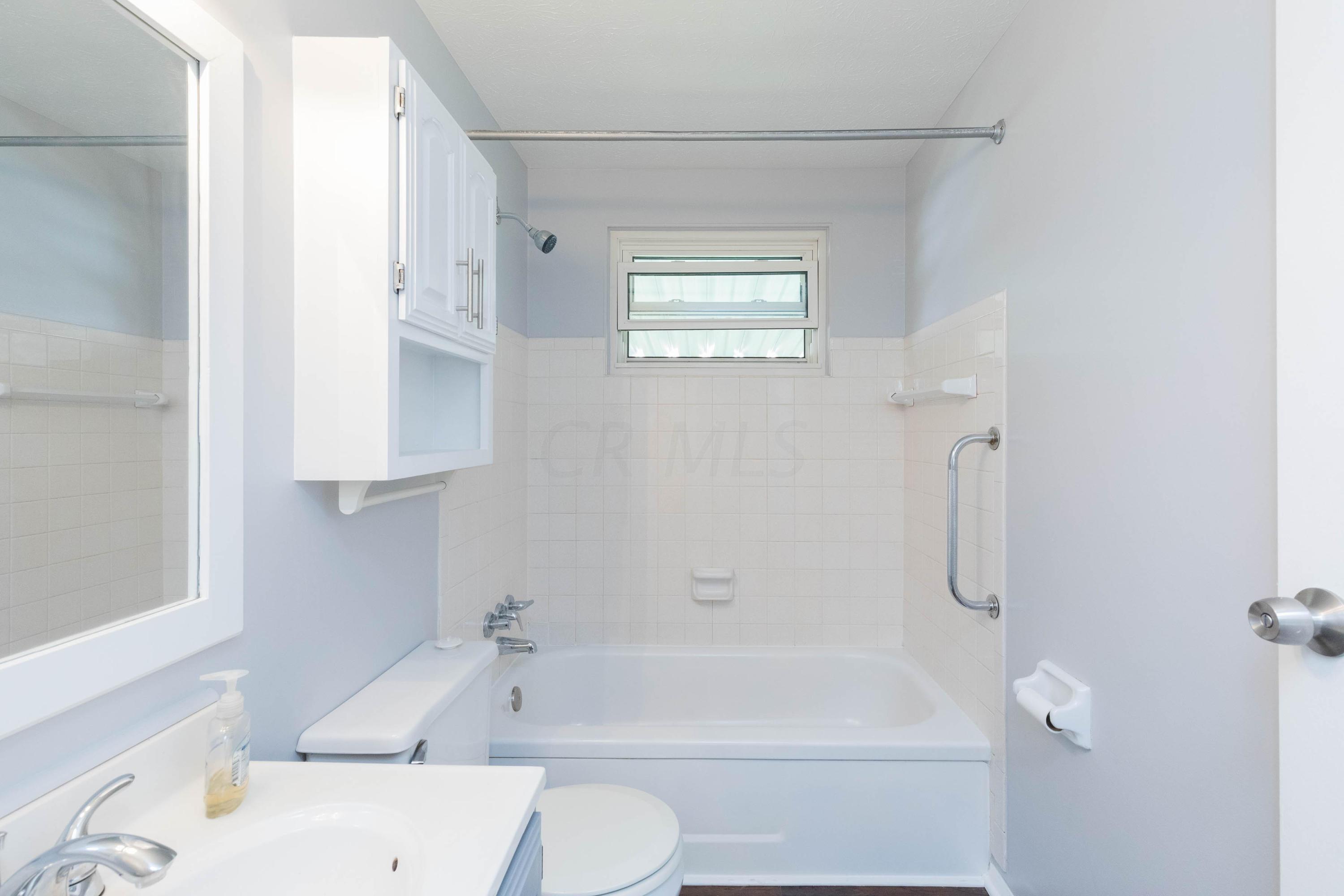 2044 Tupsfield Road Columbus, OH 43229 - Photo 21 of 28 Gallery Image 21