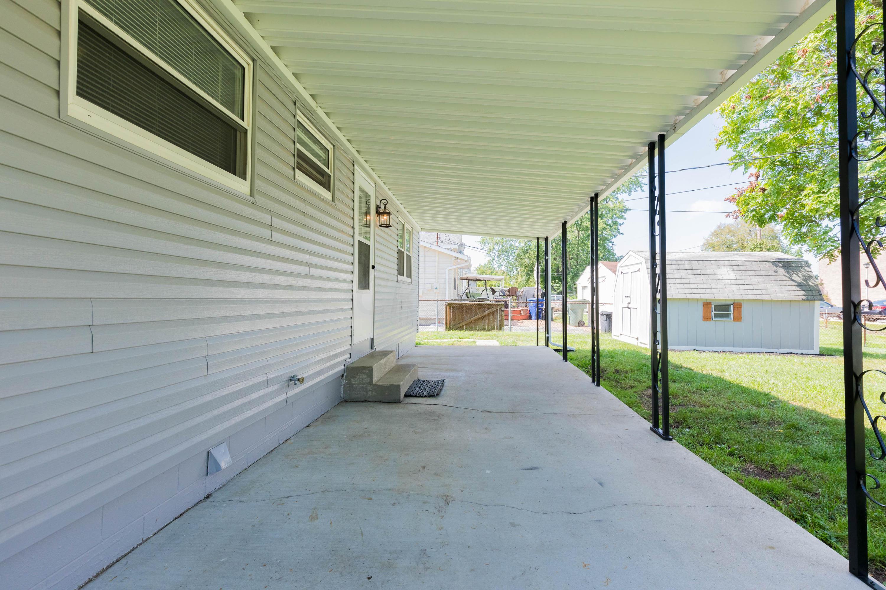 2044 Tupsfield Road Columbus, OH 43229 - Photo 24 of 28 Gallery Image 24