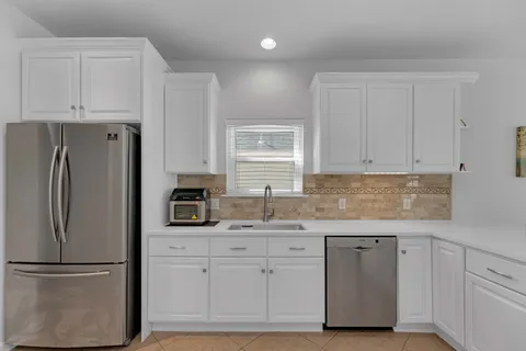 $689,900 | 12528 Labrador Cove, Austin, TX 78729