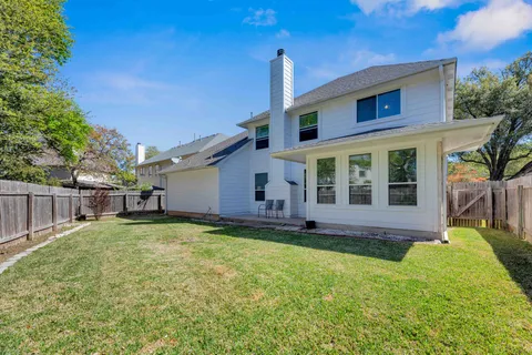 $689,900 | 12528 Labrador Cove, Austin, TX 78729