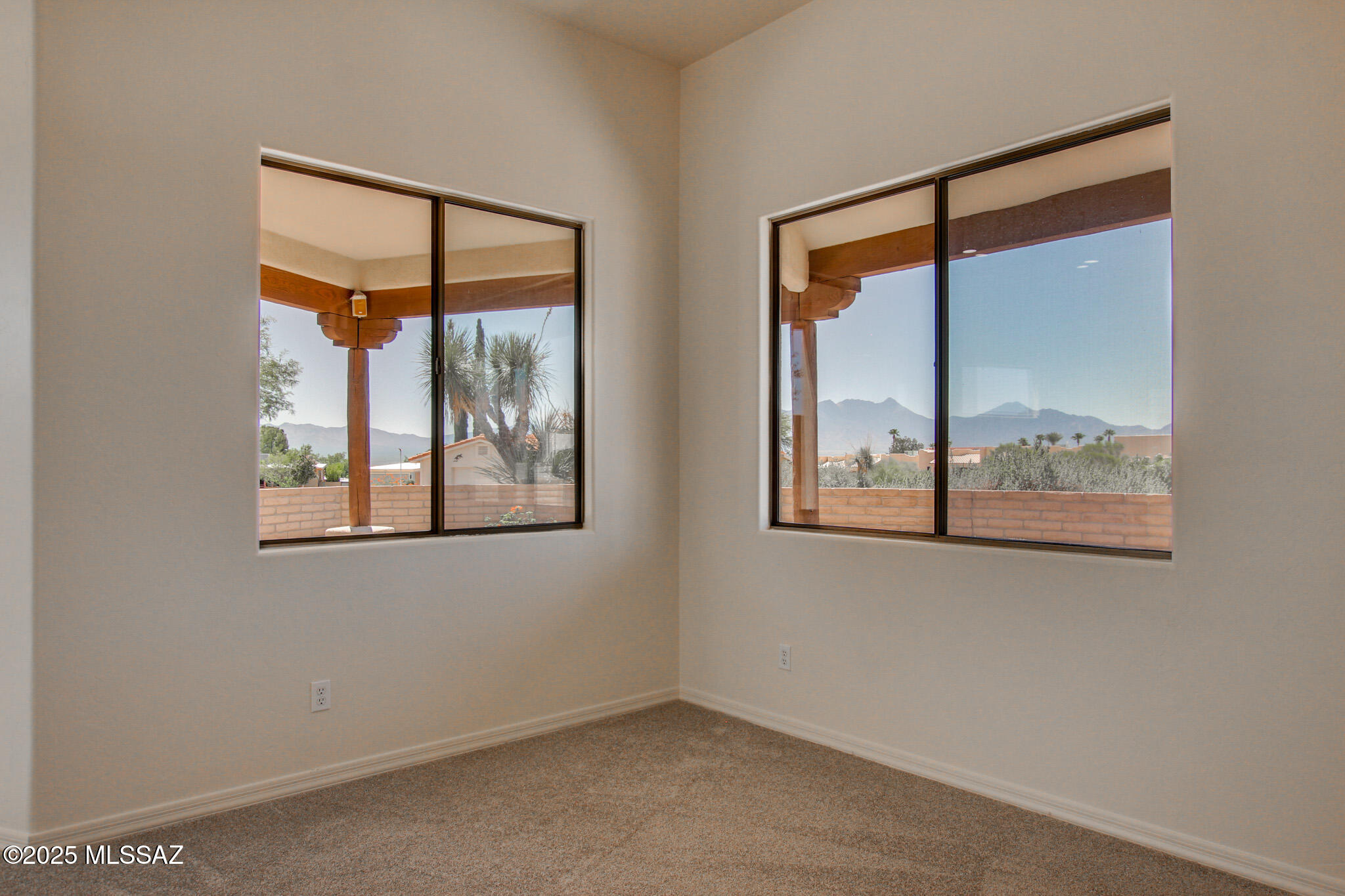 656 West Rio Moctezuma Green Valley, AZ 85614 - Photo 12 of 43 Gallery Image 12