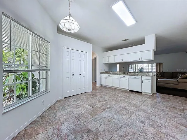 $414,999 | 3407 Pine Top Drive, Valrico, FL 33594