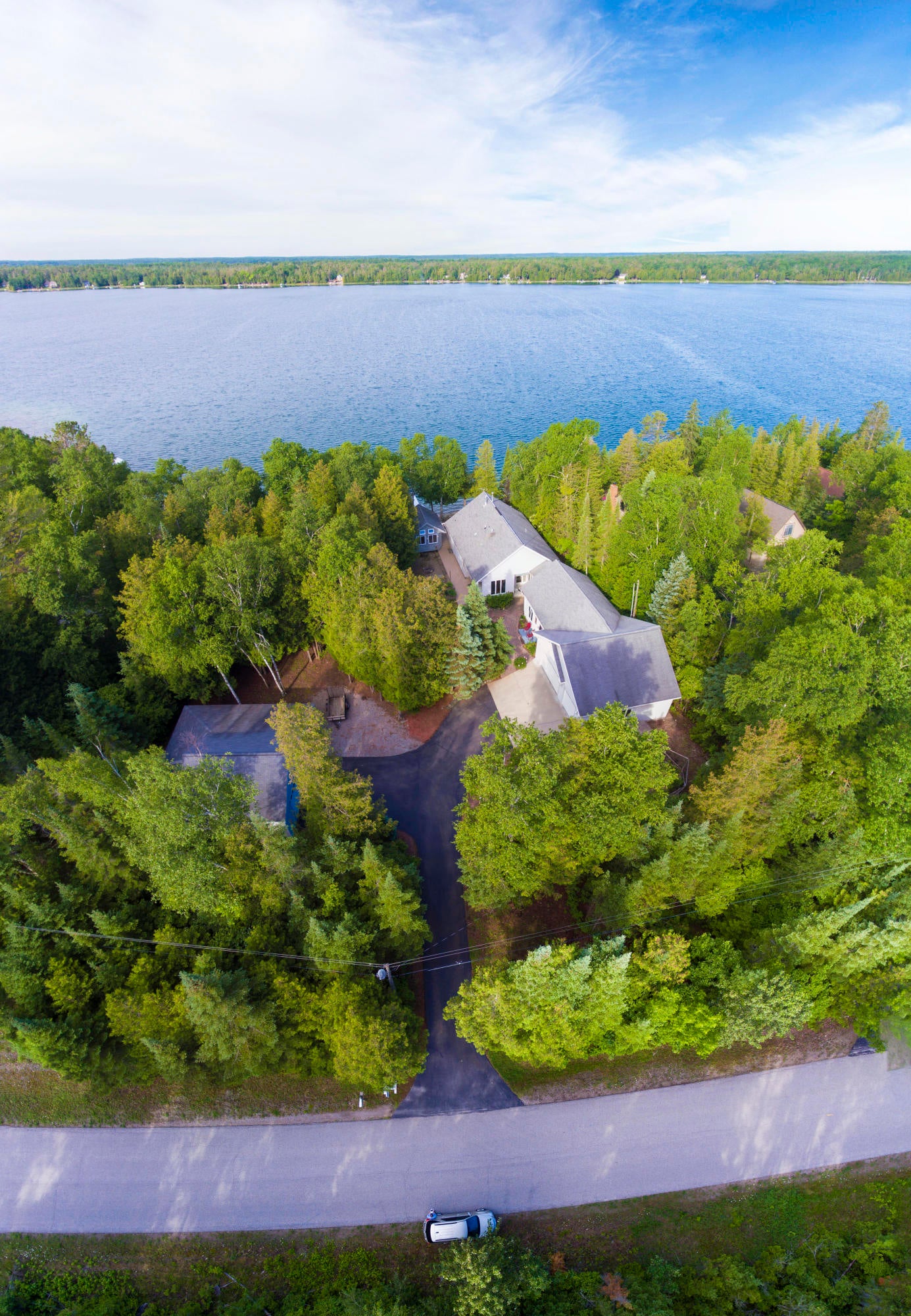 7392 Kauffman Road Presque Isle, MI 49777 - Photo 9 of 84 Gallery Image 9