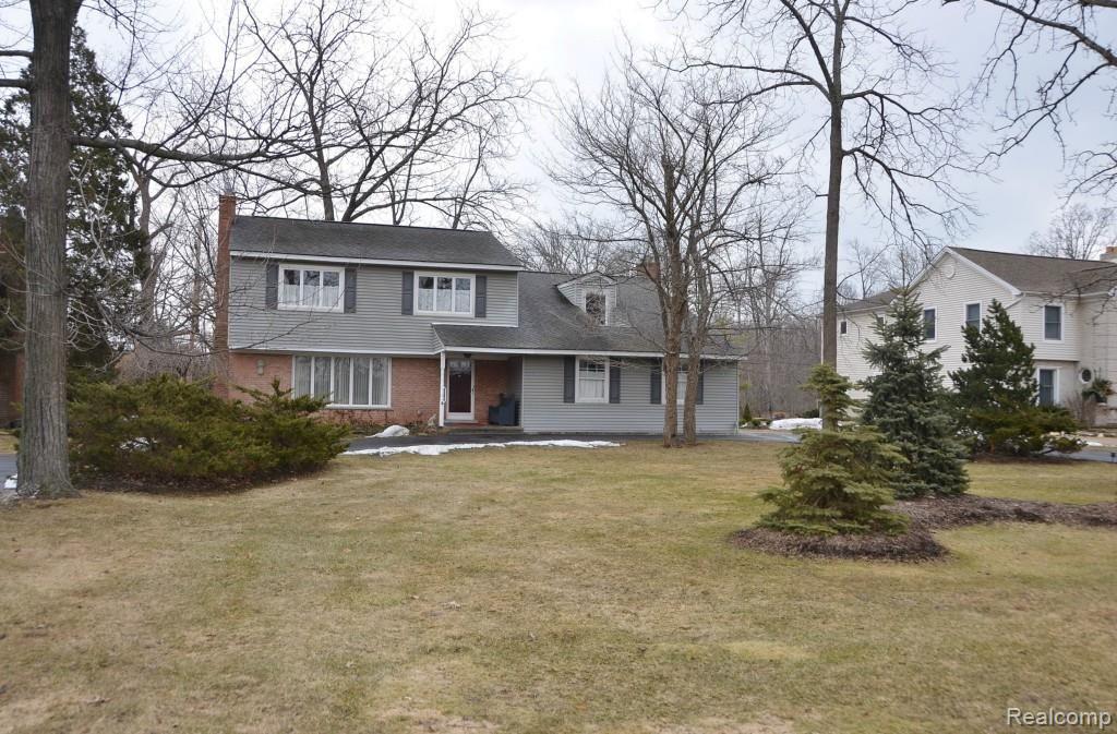 25457 Meridian Road Grosse Ile, MI 48138 - Photo 1 of 32 DSC_3780.jpg