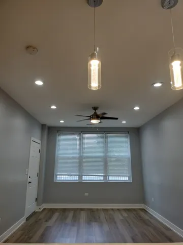 $2,350 | 3925 South Indiana Avenue, Unit 1, Chicago, IL 60653