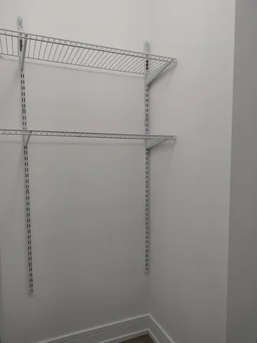 $2,350 | 3925 South Indiana Avenue, Unit 1, Chicago, IL 60653