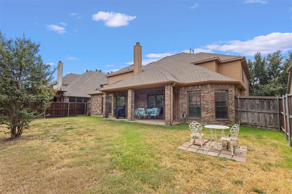 7256 Rueda Grand Prairie, TX 75054 - Photo 35 of 40 Gallery Image 35