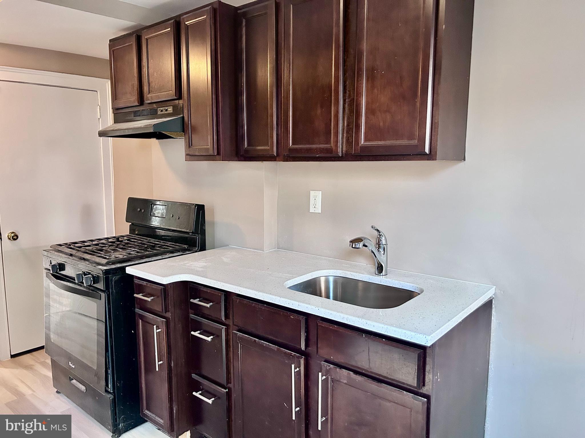 2782 North Constitution Road Camden, NJ 08104 - Photo 8 of 15 Gallery Image 8
