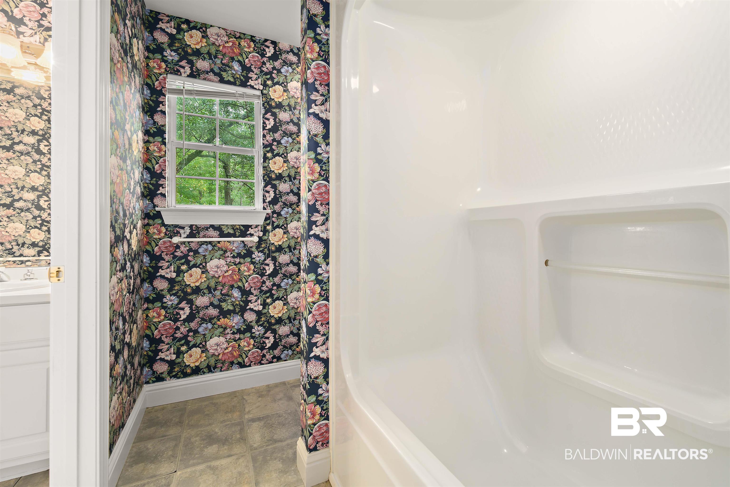 7280 Colonel Grierson Drive Daphne, AL 36527 - Photo 27 of 43 Upstairs Bath
