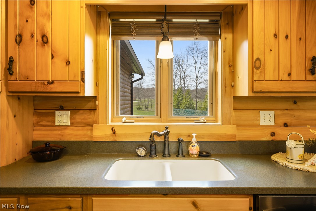 5982 Spieth Road Medina, OH 44256 - Photo 8 of 50 Gallery Image 8
