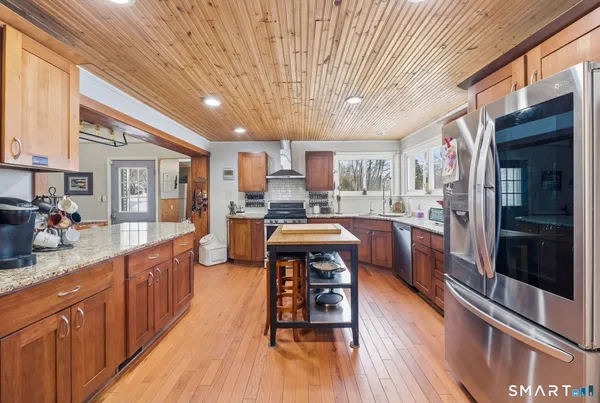 $479,000 | 82 Sunnyside Street, Norwich, CT 06360