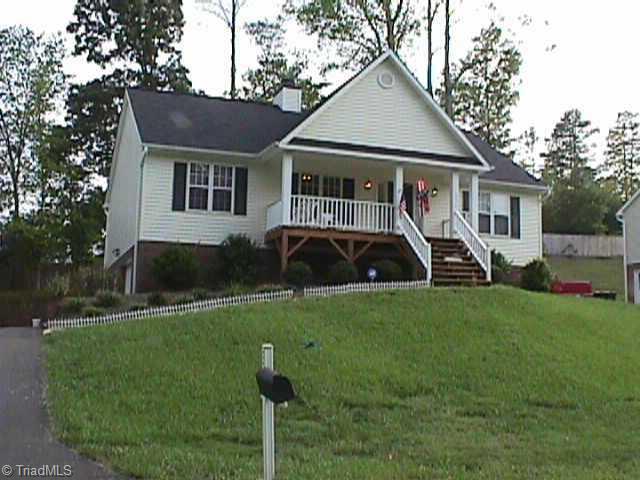 5031 Windsbury Ridge Road Clemmons, NC 27012 - Photo 1 of 1 Exterior Front. front view