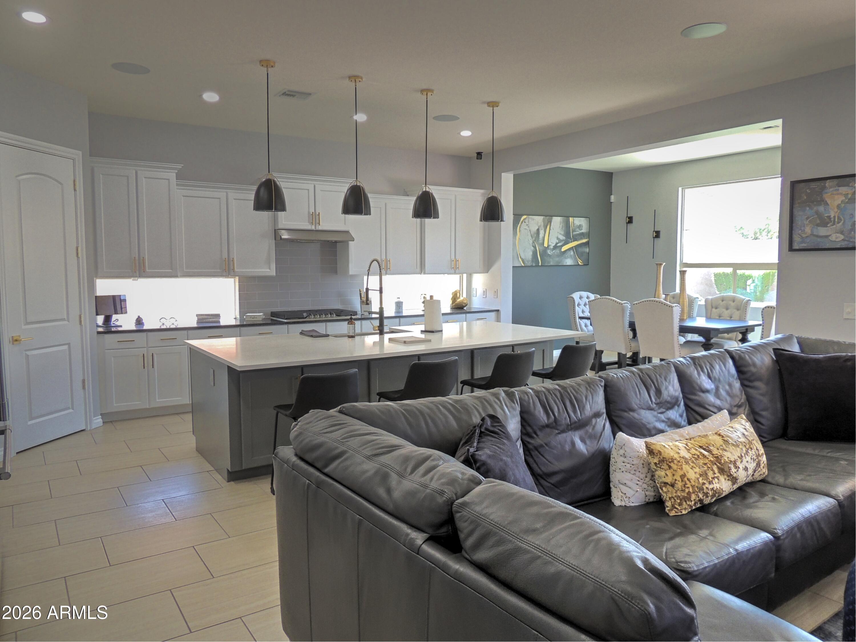 229 East Powell Way Chandler, AZ 85249 - Photo 12 of 32