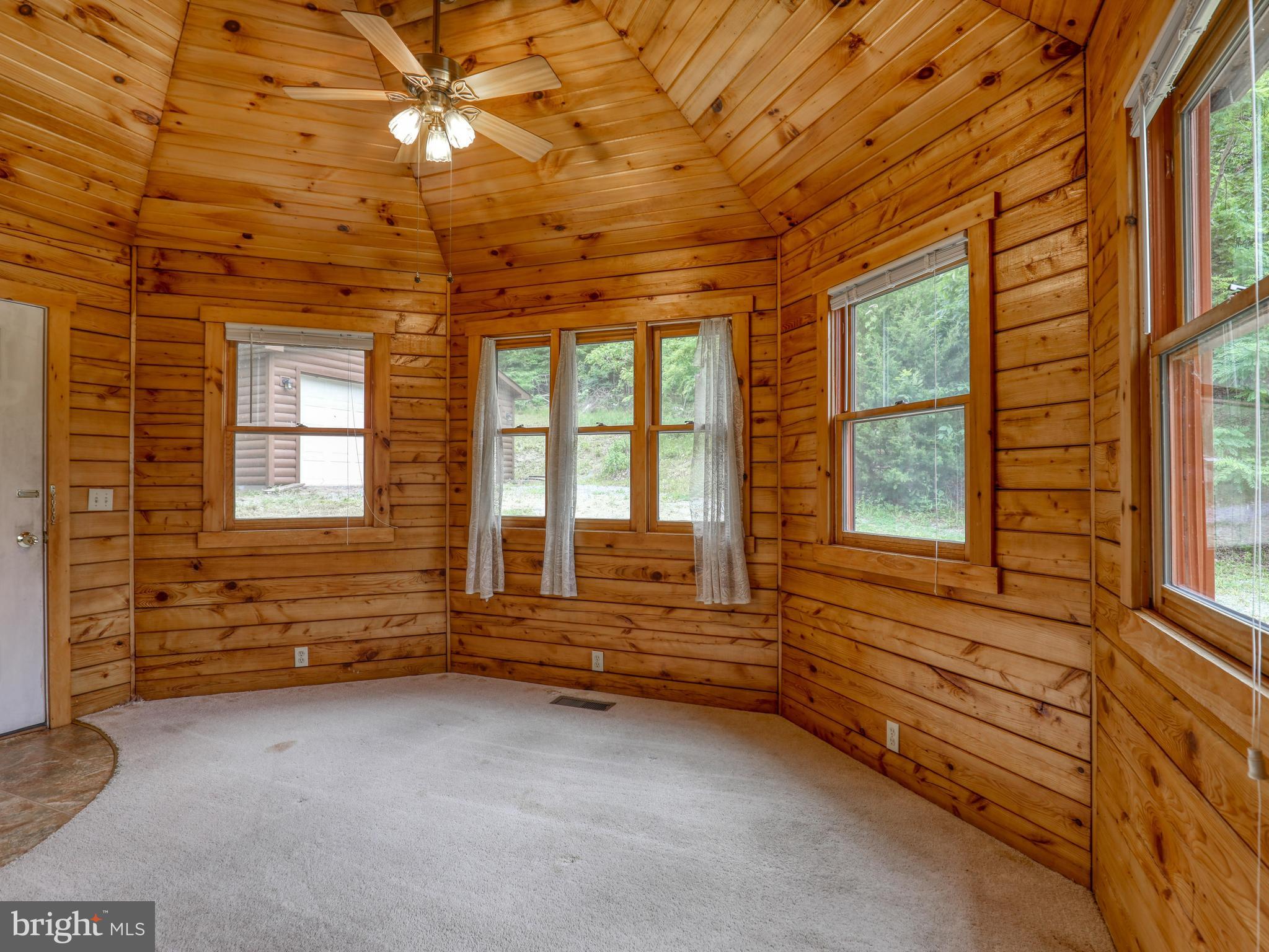 67 Timber View Drive Harpers Ferry, WV 25425 - Photo 12 of 41