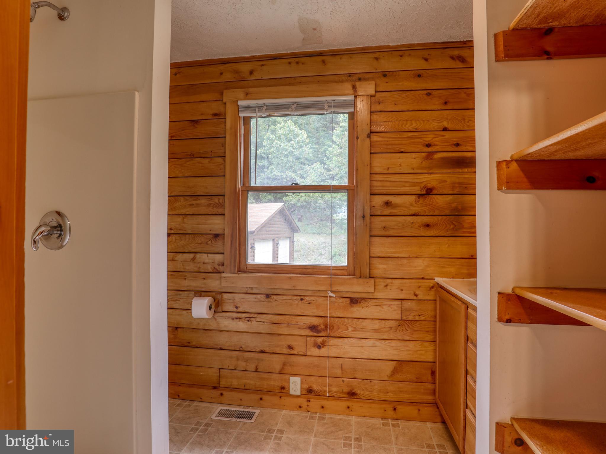 67 Timber View Drive Harpers Ferry, WV 25425 - Photo 23 of 41