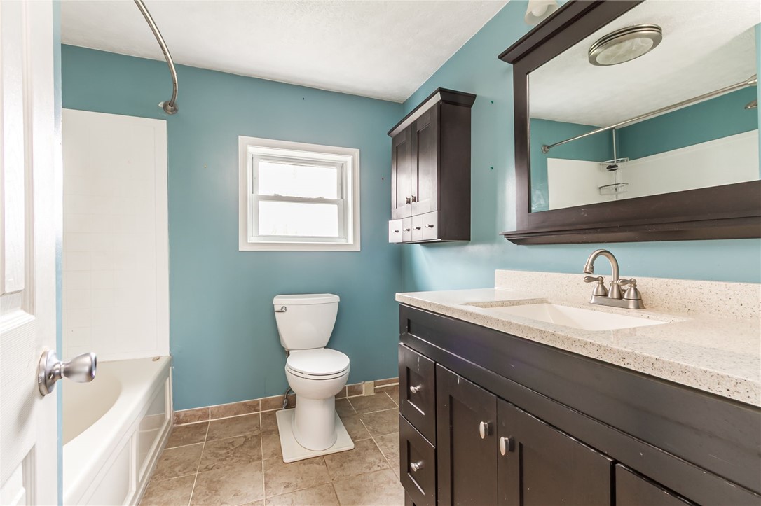 49 Silver Street Manchester, NY 14432 - Photo 15 of 28