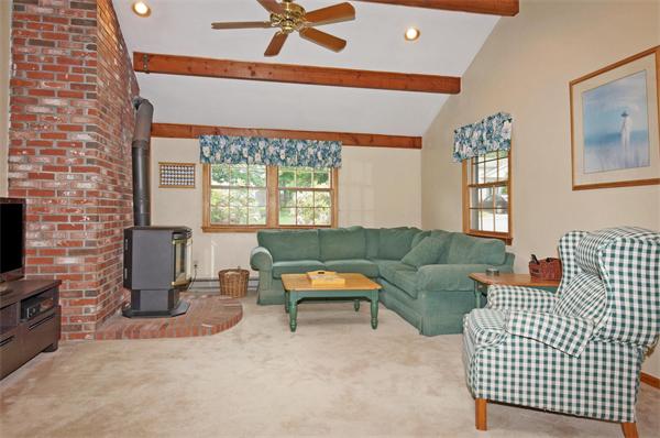 50 Macon Road Burlington, MA 01803 - Photo 4 of 30 Gallery Image 4