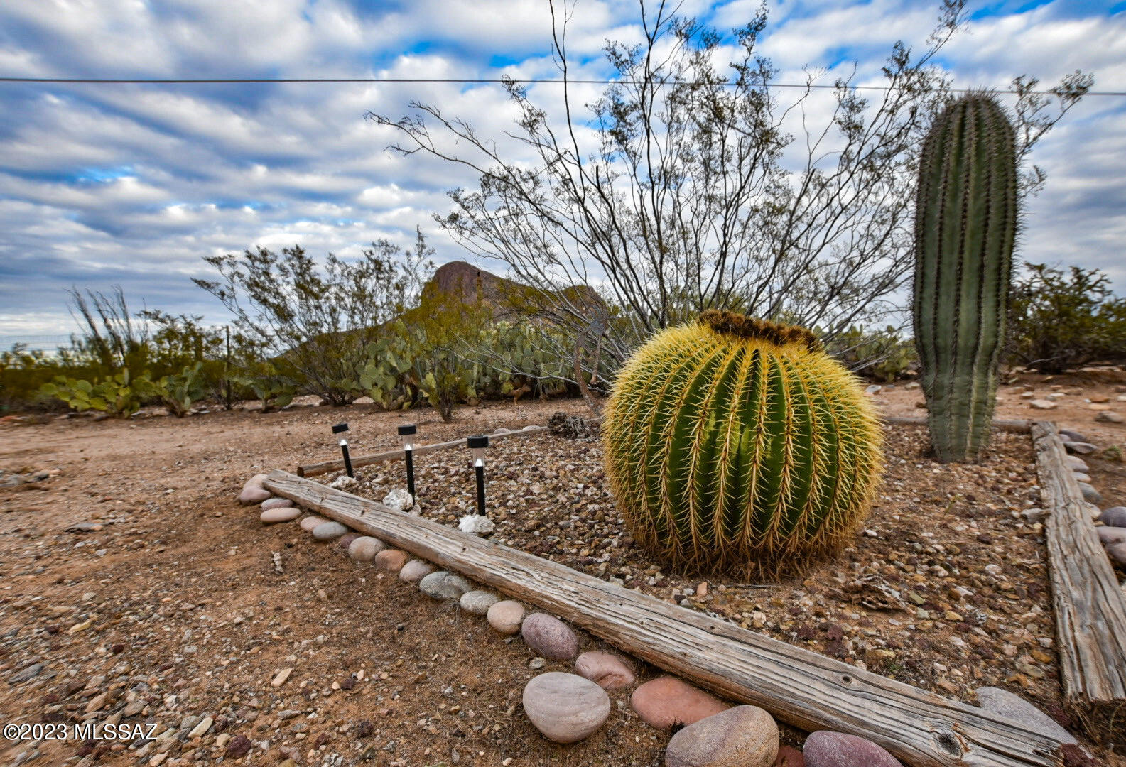 7585 North Van Ark Road Tucson, AZ 85743 - Photo 17 of 23