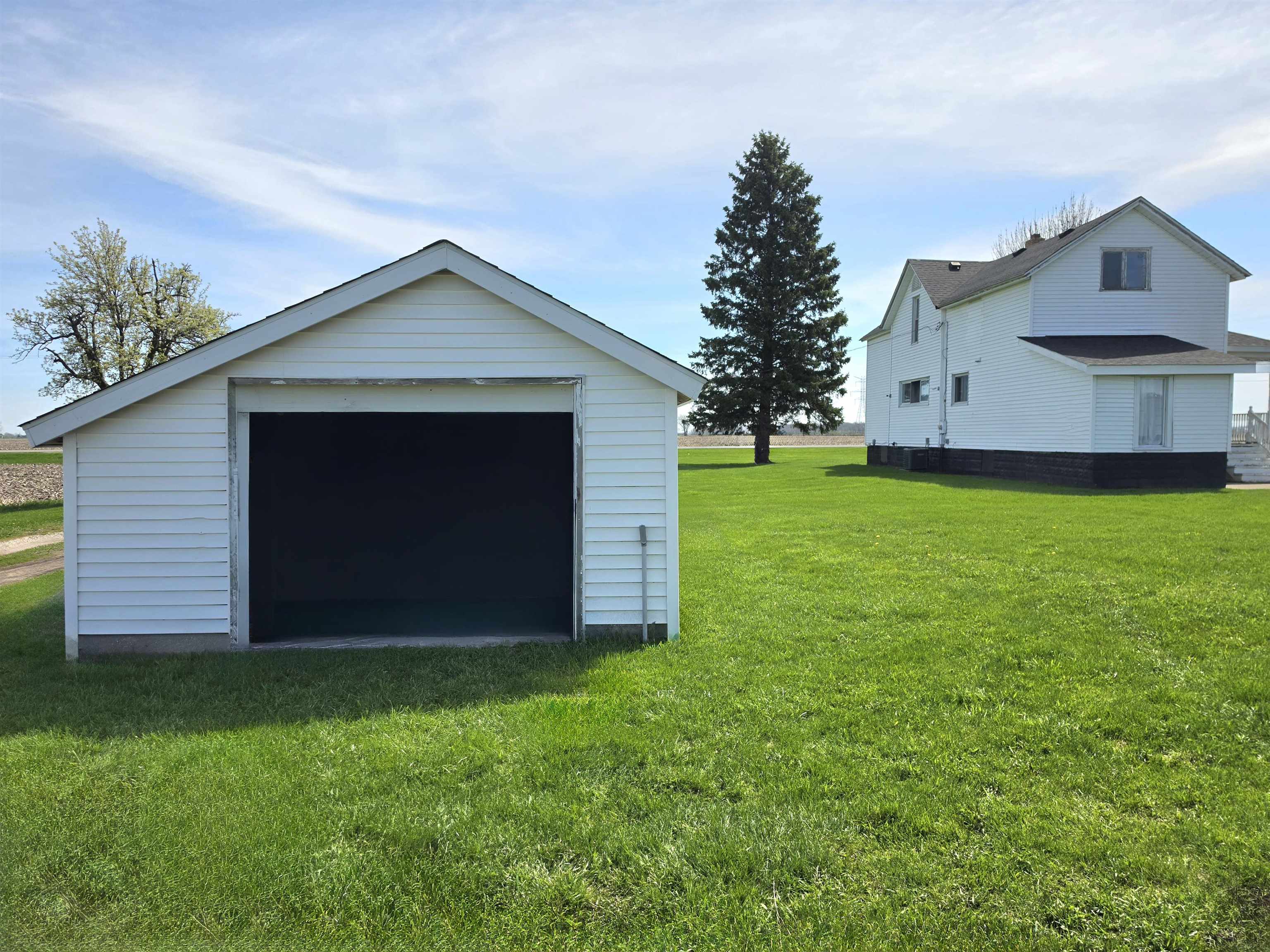 6565 North Portsmouth Road Saginaw, MI 48601 - Photo 15 of 50