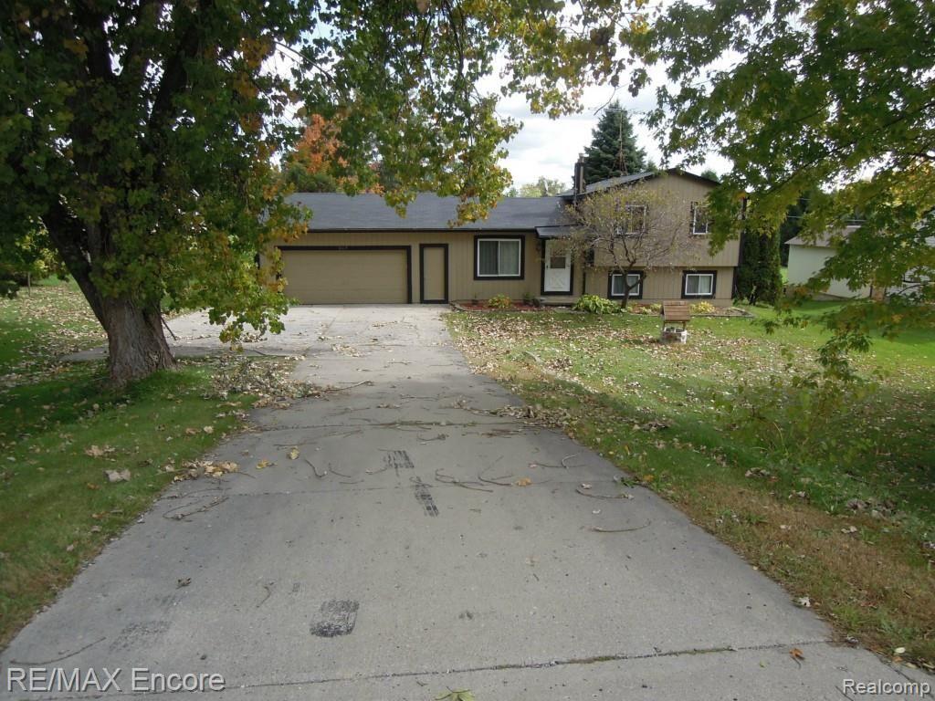 615 South Baldwin Road Oxford, MI 48371 - Photo 63 of 67 DSCN9042.jpg