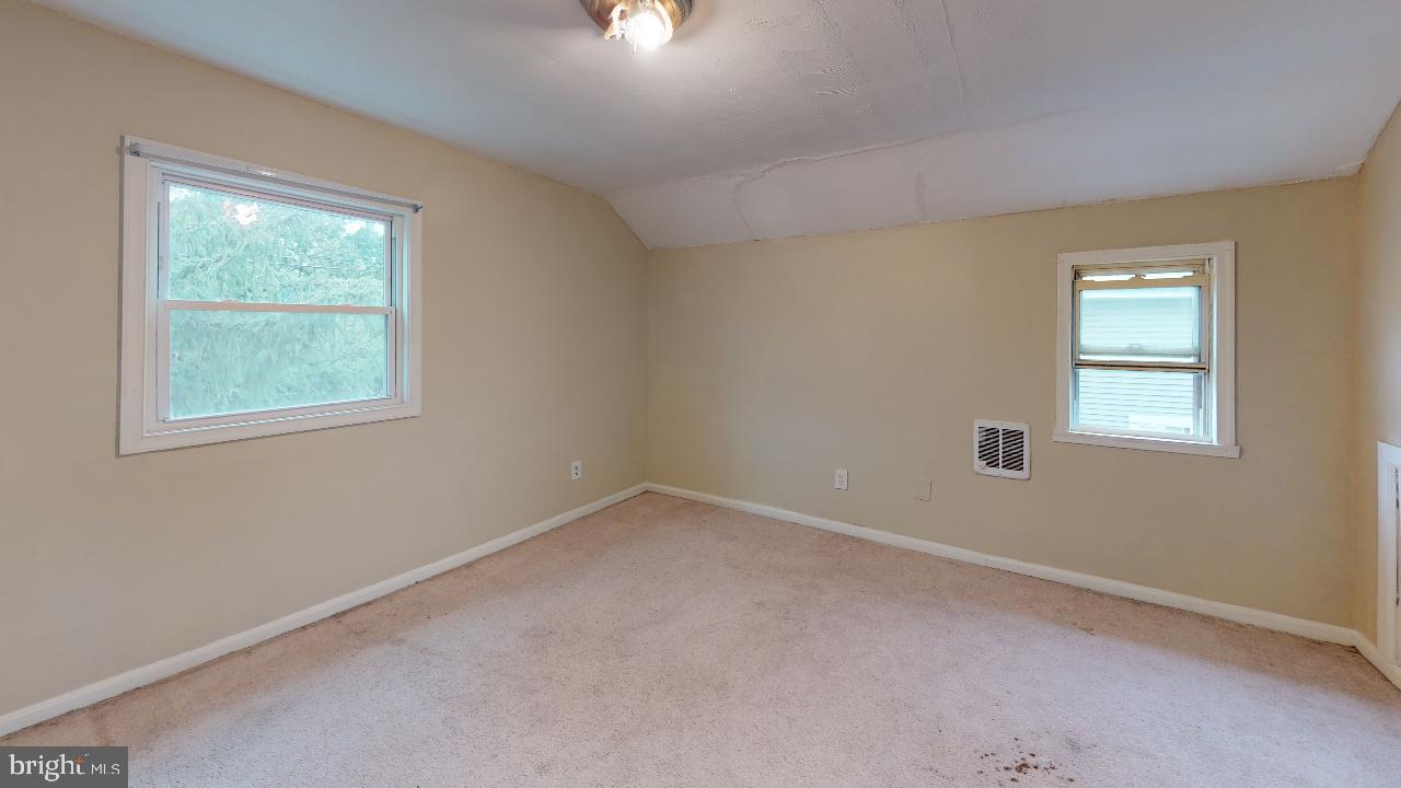 5204 Decatur Street Hyattsville, MD 20781 - Photo 10 of 24 Gallery Image 10