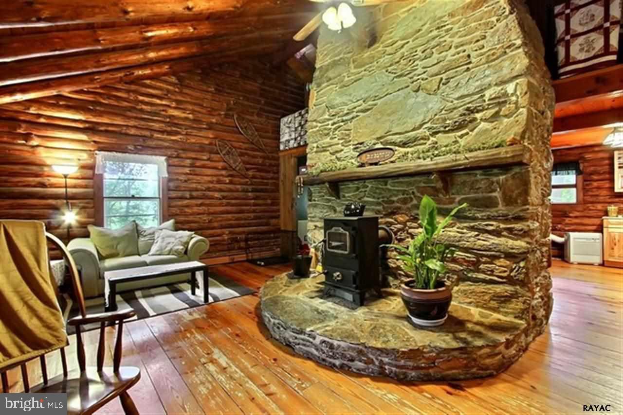 430 Bacon Road Red Lion, PA 17356 - Photo 2 of 27