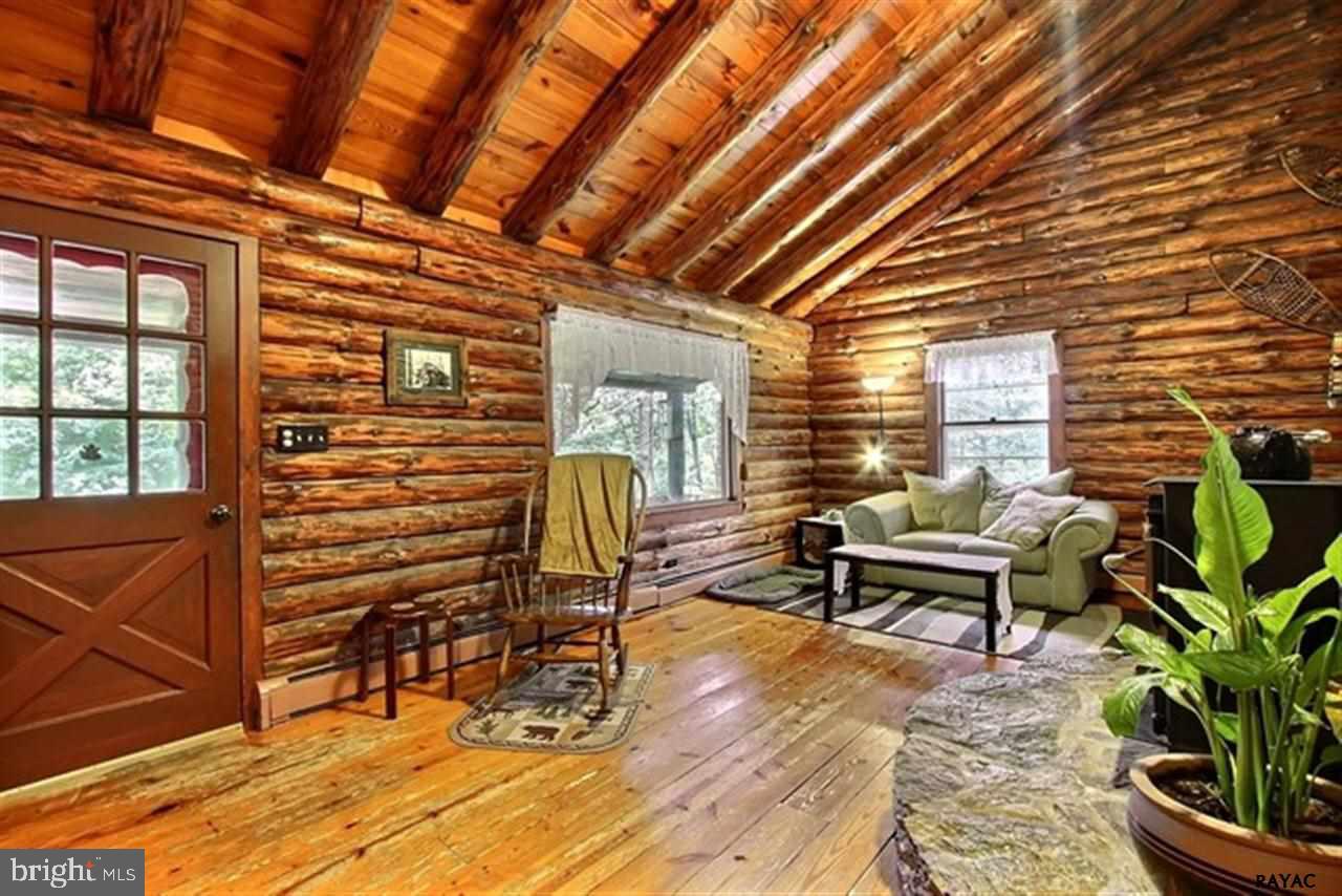 430 Bacon Road Red Lion, PA 17356 - Photo 3 of 27