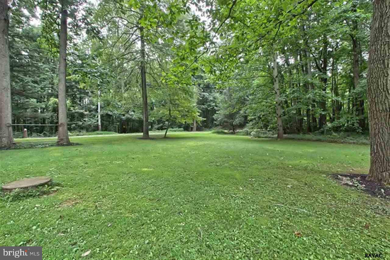 430 Bacon Road Red Lion, PA 17356 - Photo 23 of 27