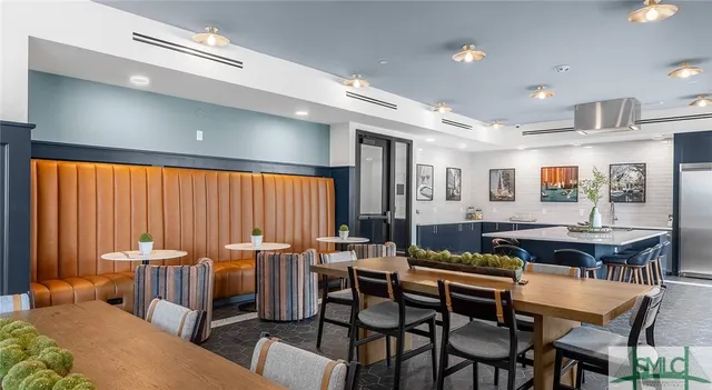 $2,101 | 201 Pilot Street, Unit A2A, Savannah, GA 31401