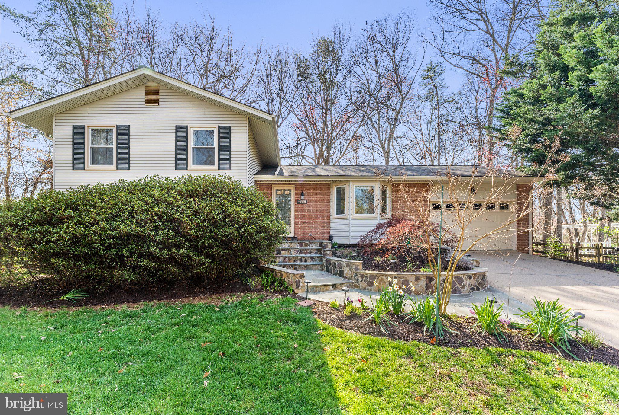 2467 Freetown Drive Reston, VA 20191 - Photo 2 of 50