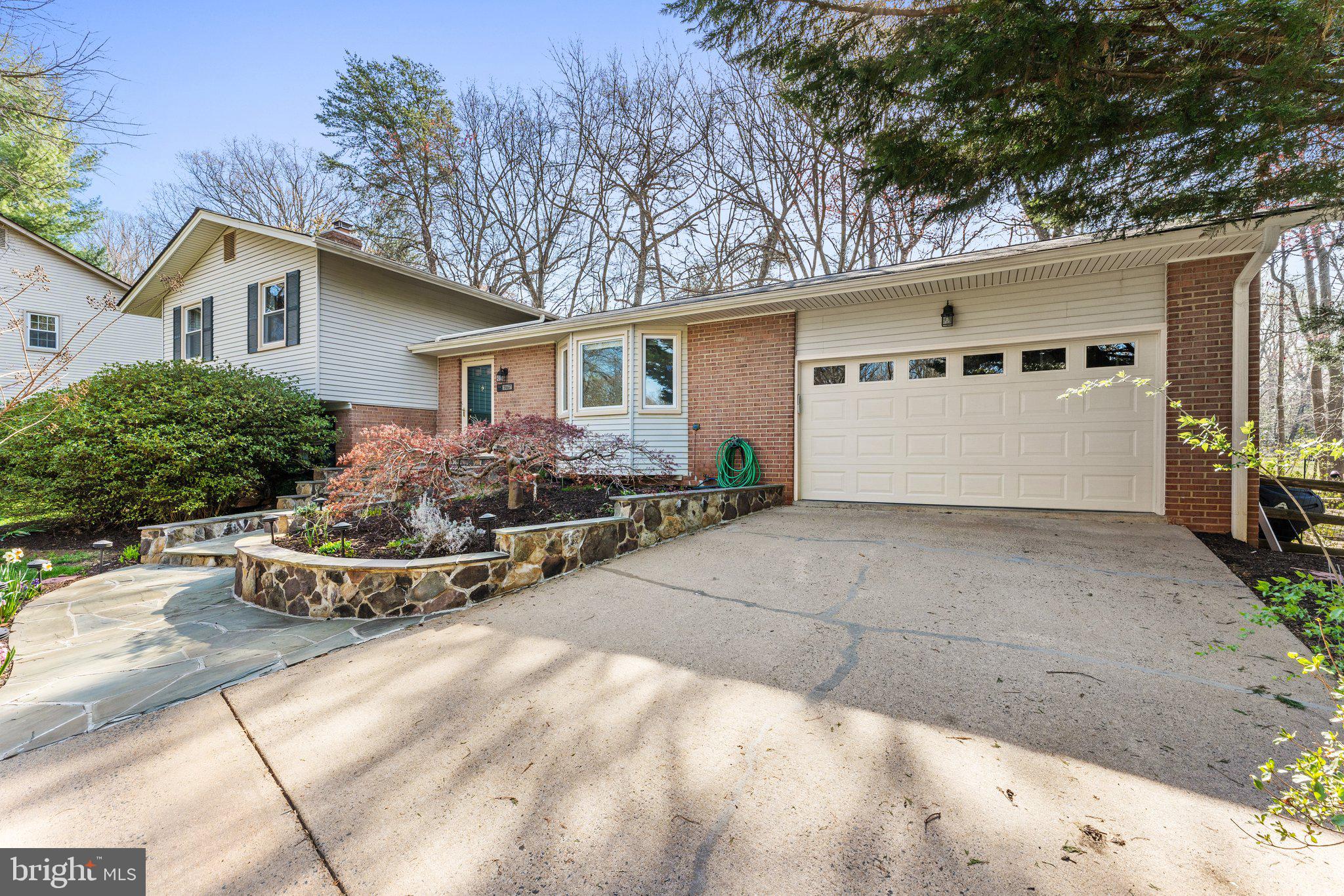 2467 Freetown Drive Reston, VA 20191 - Photo 5 of 50