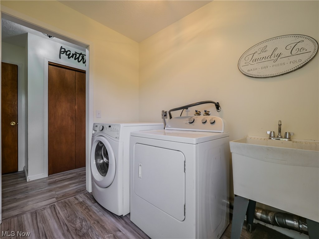 12502 Darrow Road Vermilion, OH 44089 - Photo 21 of 35