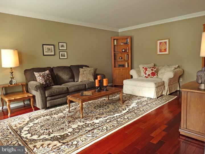 101 Bruce Road Washington Crossing, PA 18977 - Photo 3 of 25 Gallery Image 3