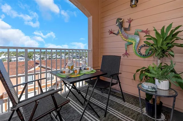 $269,000 | 5000 Culbreath Key Way, Unit 8316, Tampa, FL 33611