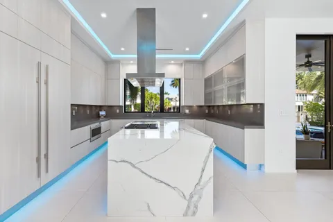 $6,495,000 | 424 Coconut Isle Drive, Fort Lauderdale, FL 33301