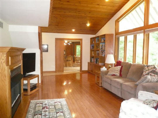 3496 East Whitaker Road Byron, IL 61010 - Photo 7 of 11 Gallery Image 7